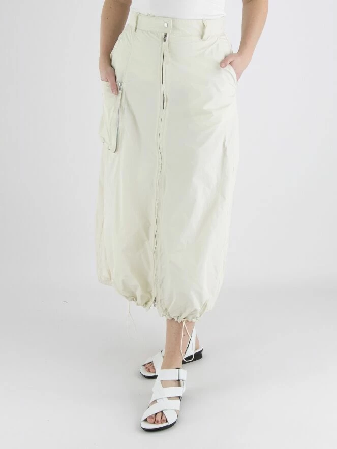 Annette Görtz MAGA 38112 Jupes 11 2 Annette Görtz MAGA 38112 Jupes 11 – Image 2