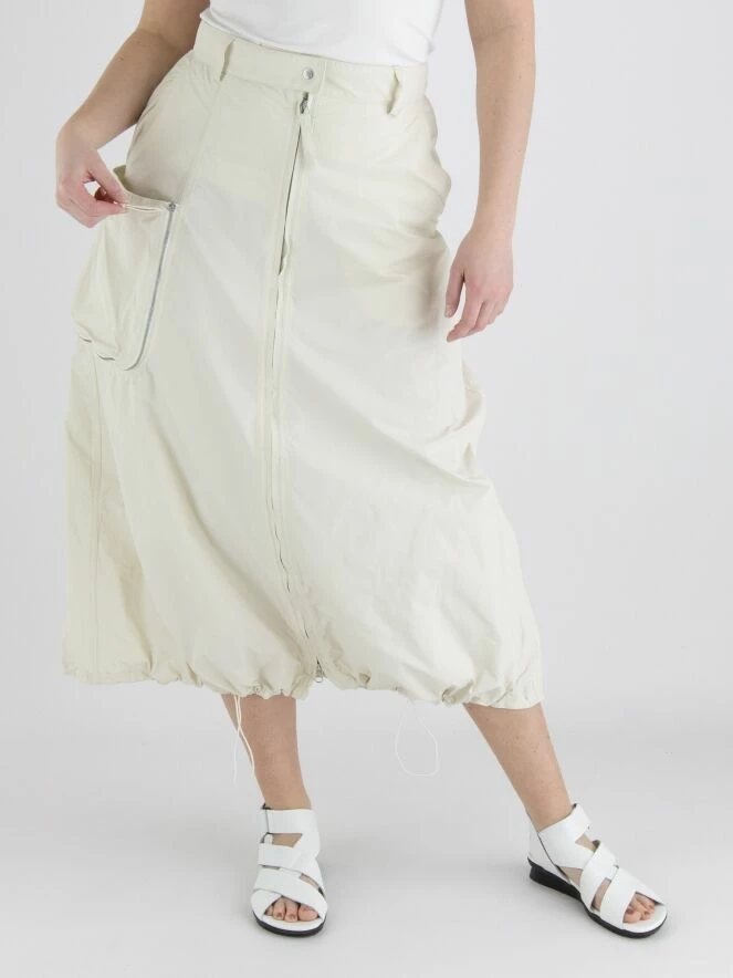 Annette Görtz MAGA 38112 Jupes 11 5 Annette Görtz MAGA 38112 Jupes 11 – Image 5