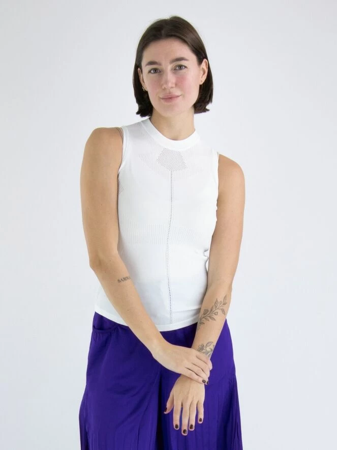 High MANOEVRE S53249 Tops 104 2 High MANOEVRE S53249 Tops 104 – Image 2