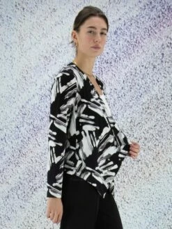 Joseph Ribkoff 231194 Gilets 110 -Tendance Chic Magasin joseph ribkoff gilet 231194 4