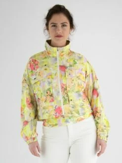 Marc Cain WC 12.05 W34 Manteaux / Doudounes 420 -Tendance Chic Magasin marc cain manteau doudoune wc 12 05 w34 4