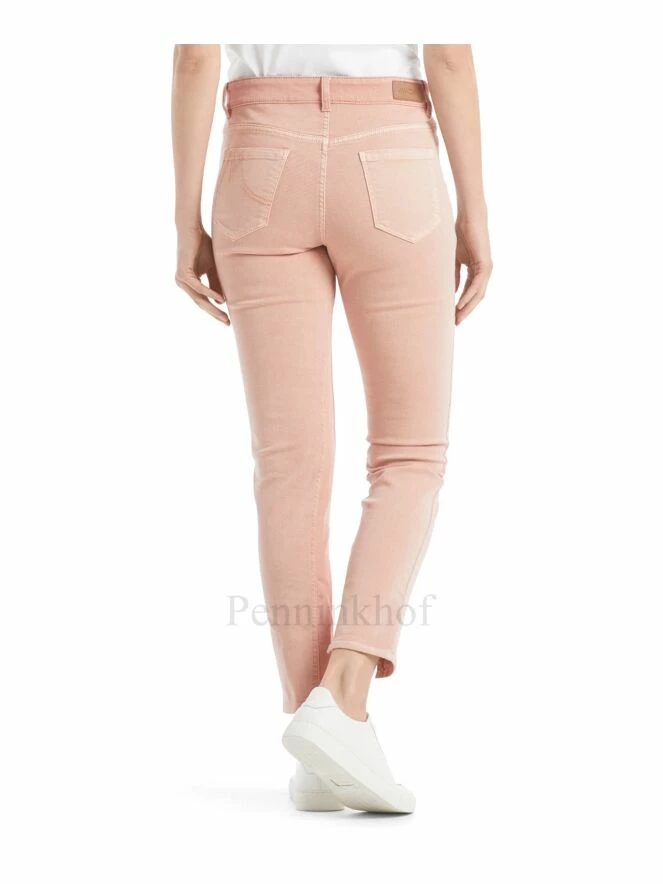 Marc Cain RC8204 D70 Jeans 459 2 Marc Cain RC8204 D70 Jeans 459 – Image 2