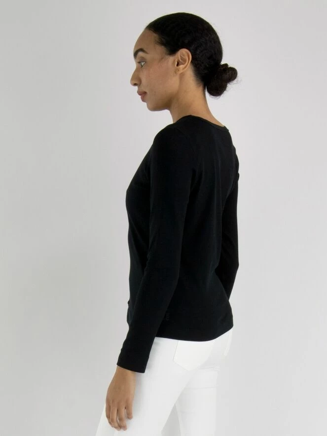 Marc Cain WS 48.13 J55 Gilets 900 3 Marc Cain WS 48.13 J55 Gilets 900 – Image 3