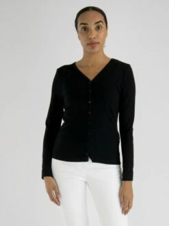 Marc Cain WS 48.13 J55 Gilets 900 10 Marc Cain WS 48.13 J55 Gilets 900 -Tendance Chic Magasin marc cain sports gilet ws 48 13 j55 4