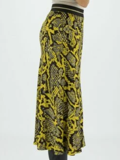 Marc Cain VS 71.10 W75 Jupes 433 -Tendance Chic Magasin marc cain sports jupe vs 71 10 w75 4