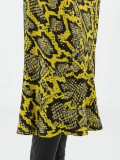 Marc Cain VS 71.10 W75 Jupes 433 -Tendance Chic Magasin marc cain sports jupe vs 71 10 w75 7