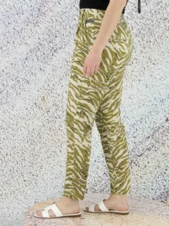 Marc Cain US 81.09 W45 Pantalons 113 -Tendance Chic Magasin marc cain sports pantalon us 81 09 w45 2