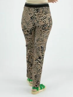 Marc Cain WS 81.53 J01 Pantalons 626 -Tendance Chic Magasin marc cain sports pantalon ws 81 53 j01 3