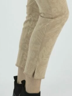 Marc Cain WS 82.16 D04 Jeans 626 17 Marc Cain WS 82.16 D04 Jeans 626 -Tendance Chic Magasin marc cain sports pantalon ws 82 16 d04 8