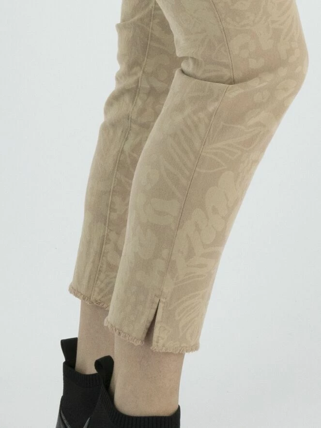 Marc Cain WS 82.16 D04 Jeans 626 9 Marc Cain WS 82.16 D04 Jeans 626 – Image 9