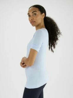 Marc Cain ++ 48.09 J50 T Shirts 304 8 Marc Cain ++ 48.09 J50 T Shirts 304 -Tendance Chic Magasin marc cain sports t shirt 48 09 j50 32