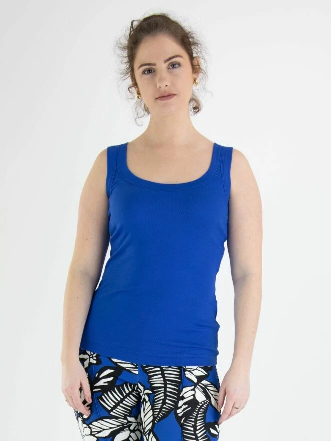 Marc Cain +E 61.25 J50 Tops 365 2 Marc Cain +E 61.25 J50 Tops 365 – Image 2