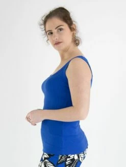 Marc Cain +E 61.25 J50 Tops 365 8 Marc Cain +E 61.25 J50 Tops 365 -Tendance Chic Magasin marc cain sports top e 61 25 j50 8