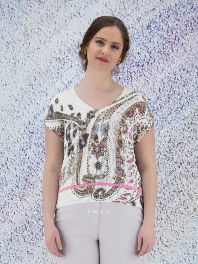 Marc Cain US 42.05 M16 Tops 110 2 Marc Cain US 42.05 M16 Tops 110 – Image 2