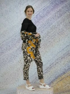 Marc Cain UC 41.17 M11 T Shirts 900 -Tendance Chic Magasin marc cain t shirt uc 41 17 m11 11