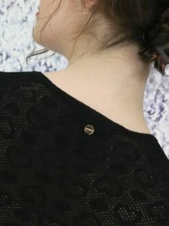 Marc Cain UC 41.17 M11 T Shirts 900 -Tendance Chic Magasin marc cain t shirt uc 41 17 m11 13