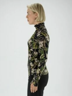 Marc Cain VC 48.43 J29 T Shirts 900 -Tendance Chic Magasin marc cain t shirt vc 48 43 j29 2