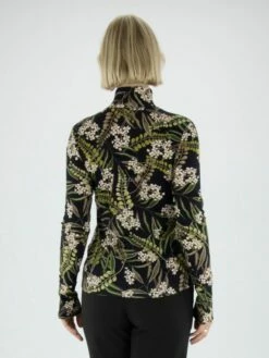 Marc Cain VC 48.43 J29 T Shirts 900 -Tendance Chic Magasin marc cain t shirt vc 48 43 j29 3