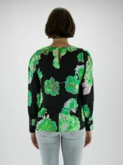 Marc Cain VC 51.17 W45 T Shirts 900 9 Marc Cain VC 51.17 W45 T Shirts 900 -Tendance Chic Magasin marc cain t shirt vc 51 17 w45 3