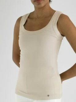 Marc Cain +E 61.25 J50 Tops 182 -Tendance Chic Magasin marc cain top e 61 25 j50 5