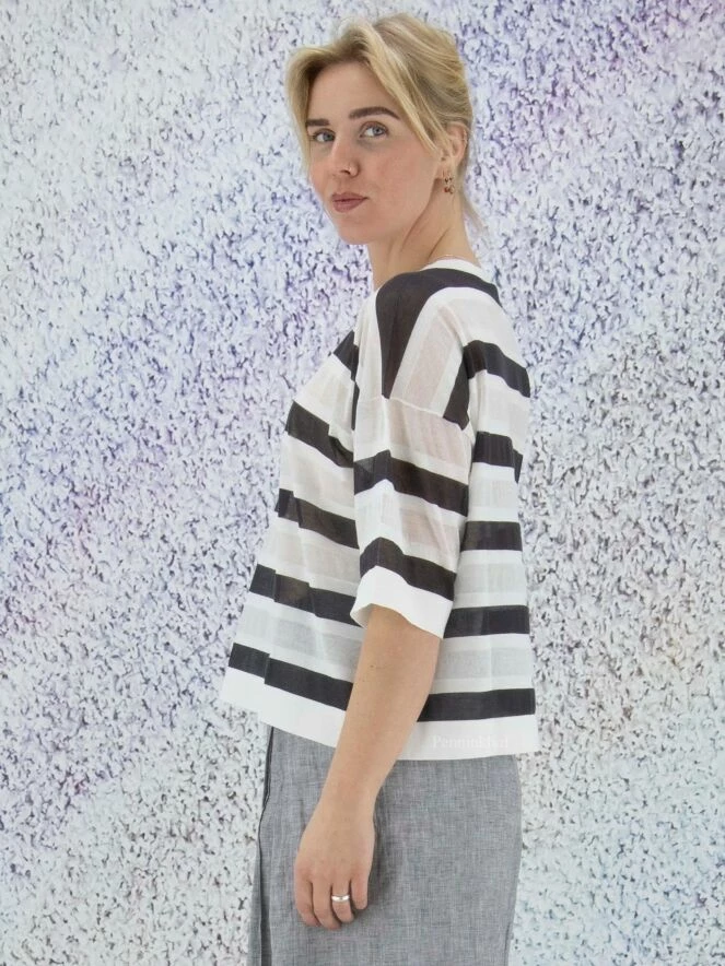 Peserico S99355-F18 B9157 T Shirts B47 3 Peserico S99355-F18 B9157 T Shirts B47 – Image 3